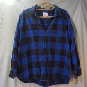 AEO Boyfriend Fit Flannel Button-up | Women's L